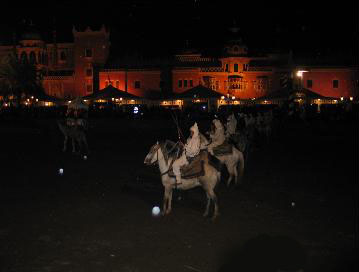 <빗속의 기마병>